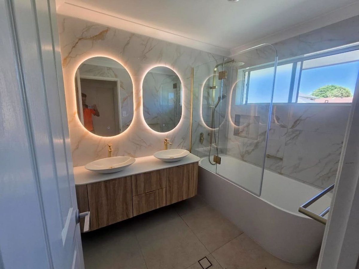Excellent Tiler in Logan Central