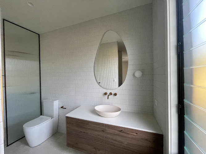 L COOZEE Tiling PTY LTD in Nowra