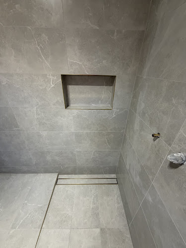 MKH Tiling in Salisbury